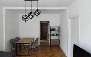 Apartament 2 camere de vânzare-etaj intermediar – zonă semicentrală - Poză 2