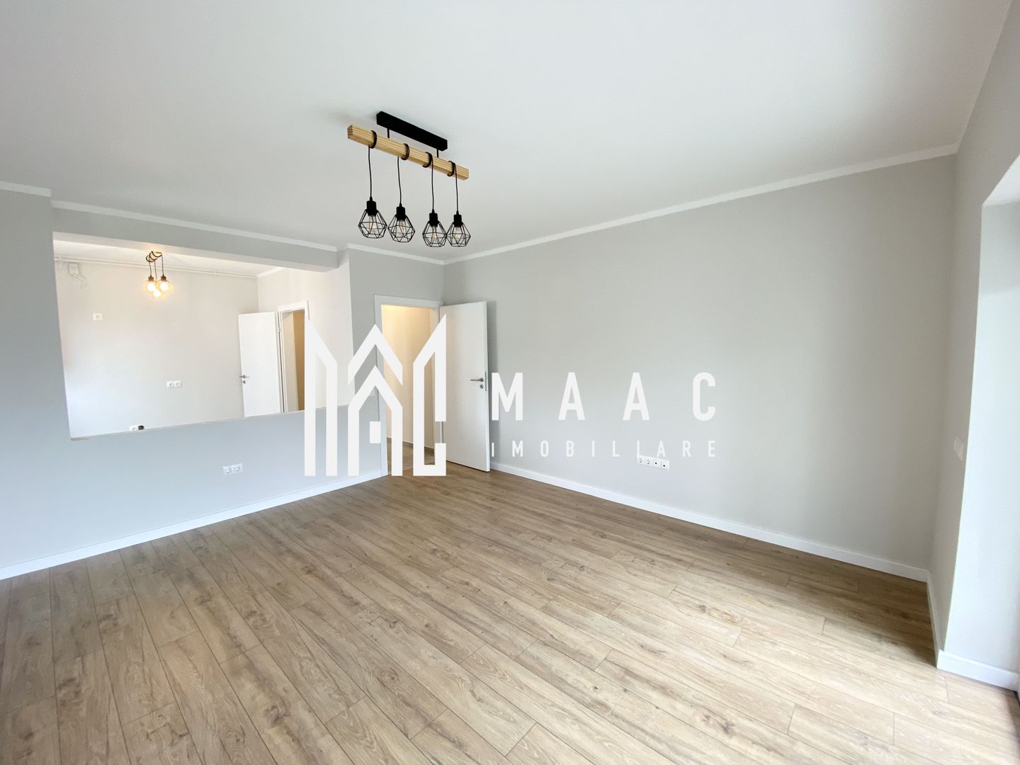 Apartament 2 camere - intabulat, finisat la cheie I Comision 0% - Poză 1