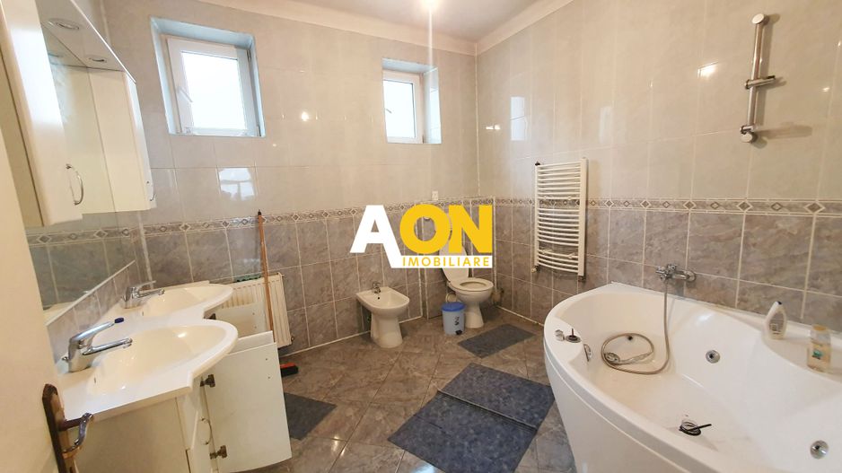 Casa 5 camere, D+P, pretabila pentru birouri, 322 mp teren, Centru - Poză 6