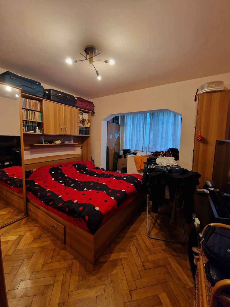 Soarelui | 3 Camere | Etaj 1 | Centrala proprie | Boxa - Poză 8