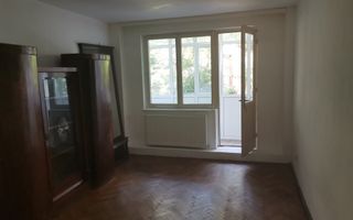 Vanzare apartament centru - Forum, parter - Poză 2