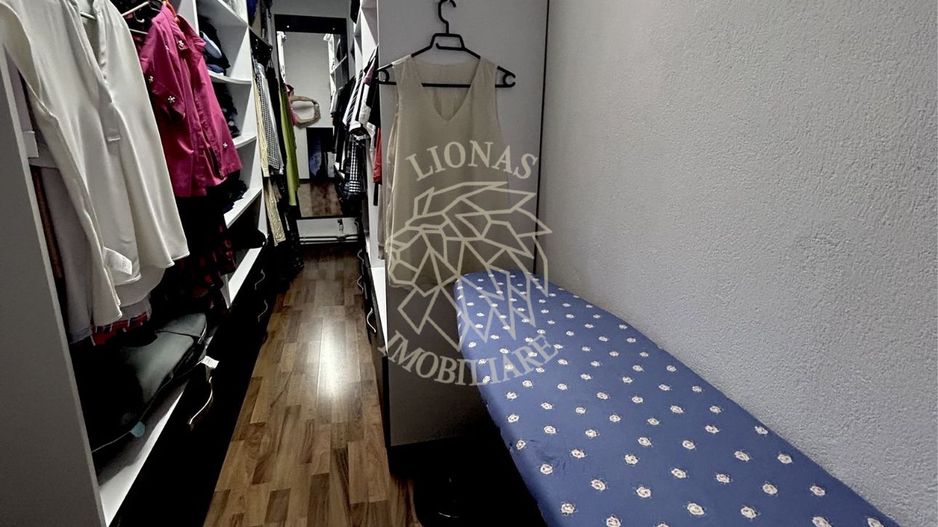 Apartament decomandat 3 camere 95 mp+4 balcoane-dressing-Zona Pompieri - Poză 8