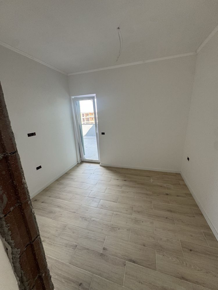 Apartament 4 camere Giroc bloc nou - Poză 2