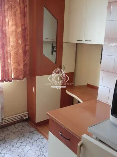 Apartament 3 camere decomandat de vanzare in zona Aparatorii Patriei - Poză 4