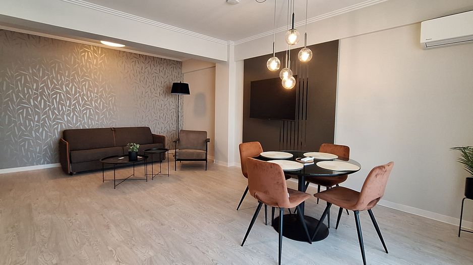 Apartament mobilat si utilat cu 2 locuri de parcare - Poză 3