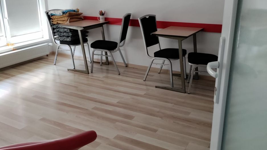 De inchiriat! Casa pretabila birouri, in Gruia - Poză 9