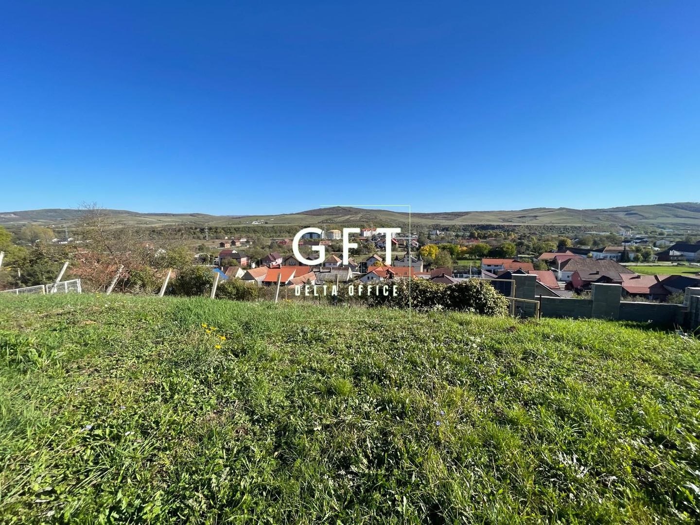 Teren intravilan de 27 Ari ,Viisoara - Poză 3