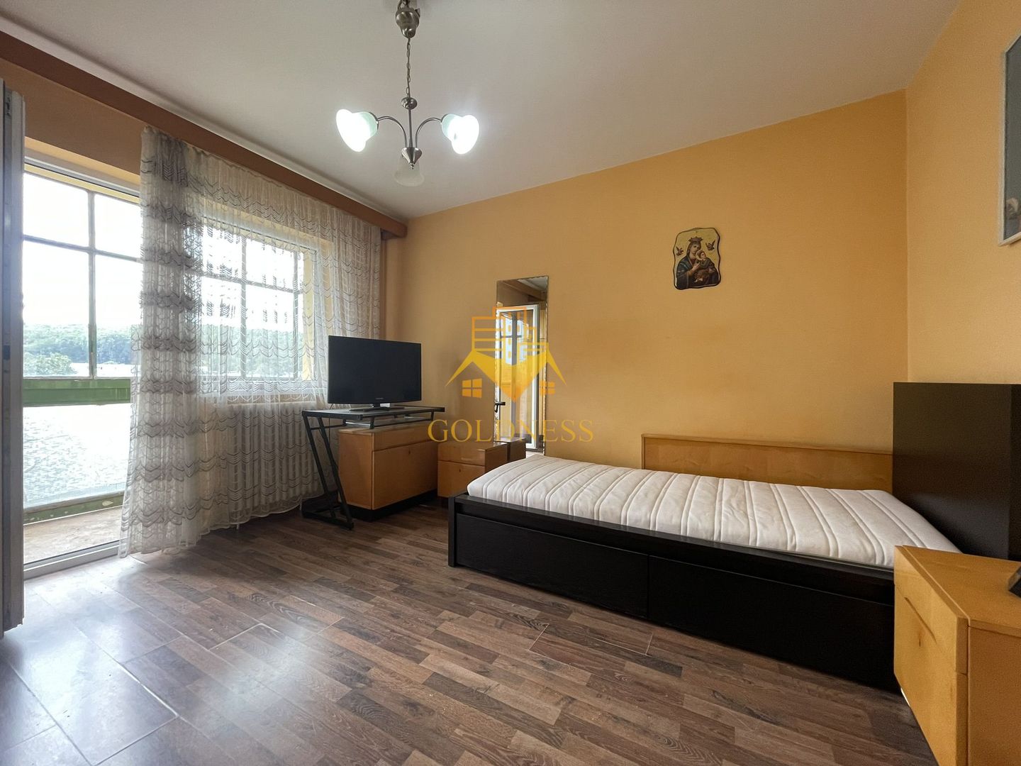 Zona Minerva Petrom Manastur|74 mp decomandat| 2500/m| Parcare si boxa - Poză 2