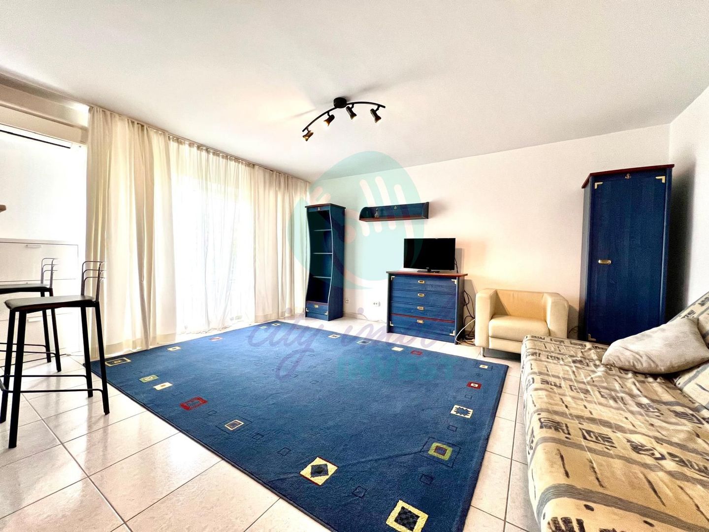 Garsoniera la 5 minute de metrou Muncii-bloc 1993 - Poză 1