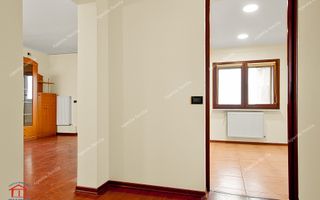 Apartament 3 camere dec in Galati Micro 21 vedere la Dunare langa turn - Poză 6