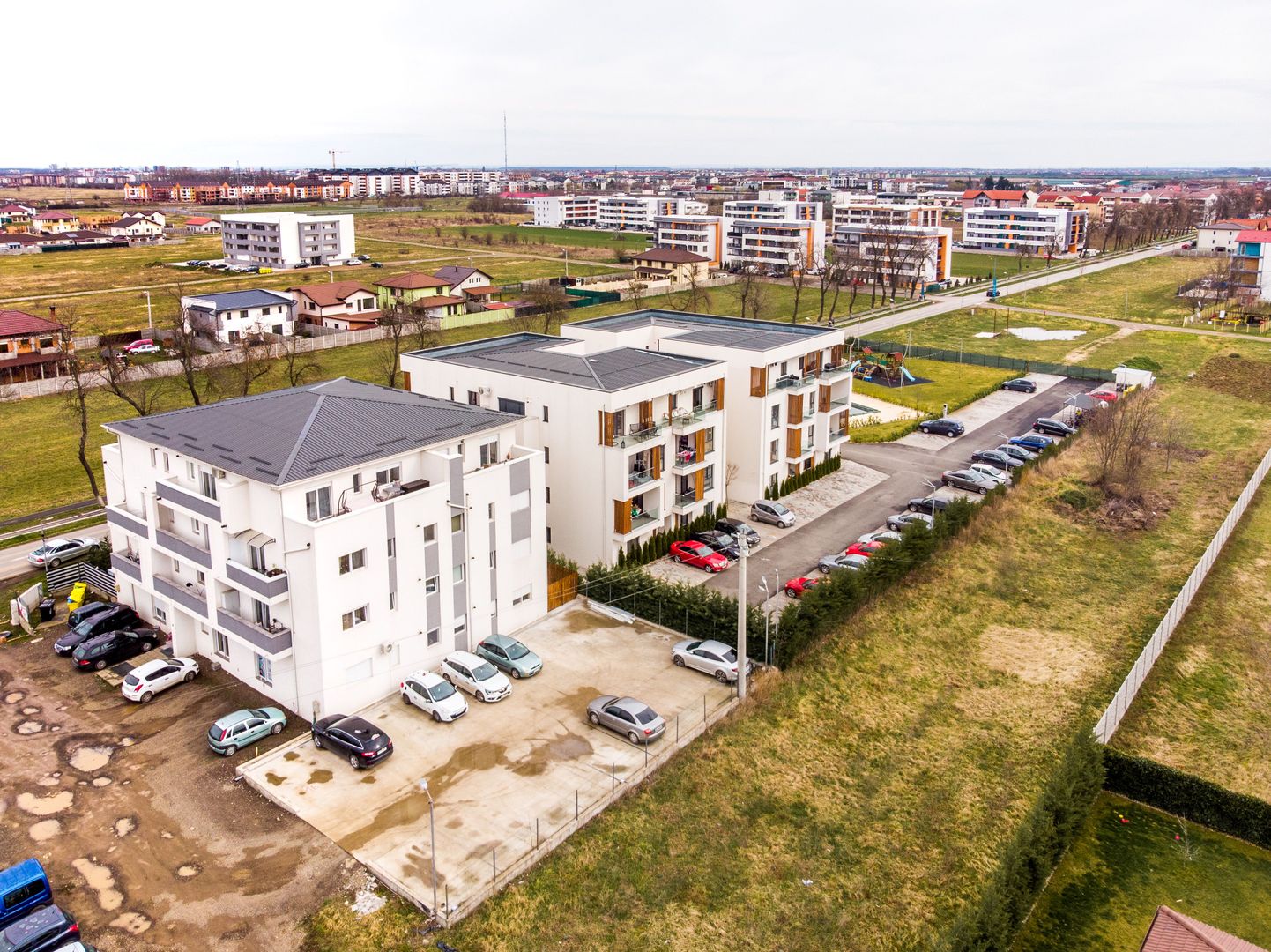Teren de 2300mp pentru locuințe Chișoda - Poză 8