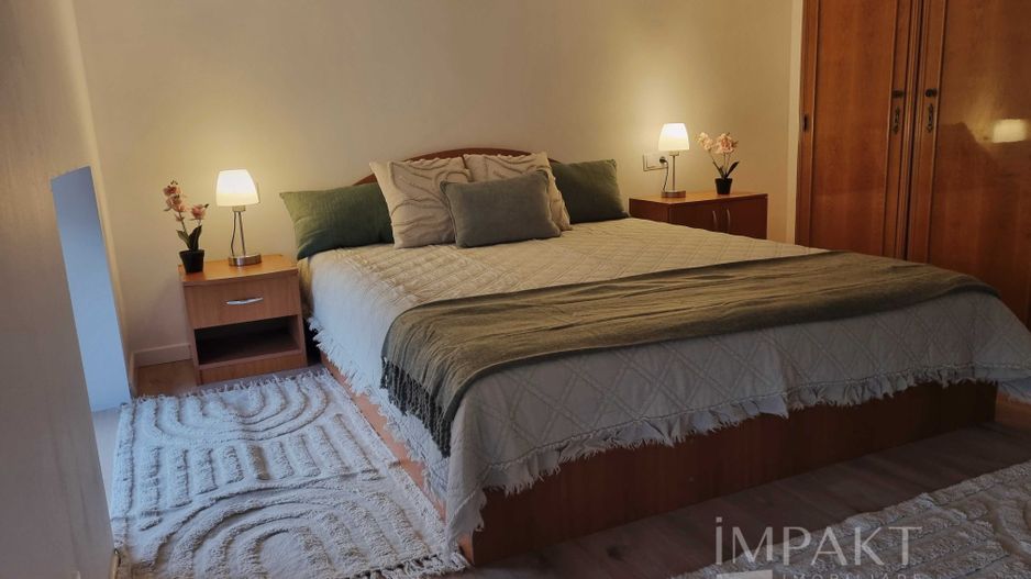 Apartament cu doua dormitoare, doua bai si living langa Piata Unirii - Poză 2