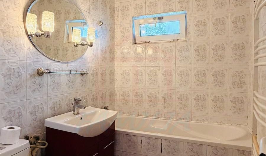 De vanzare Apartament 3 camere Tiglina 3, Galati, 75mp, et.4/4 - Poză 11