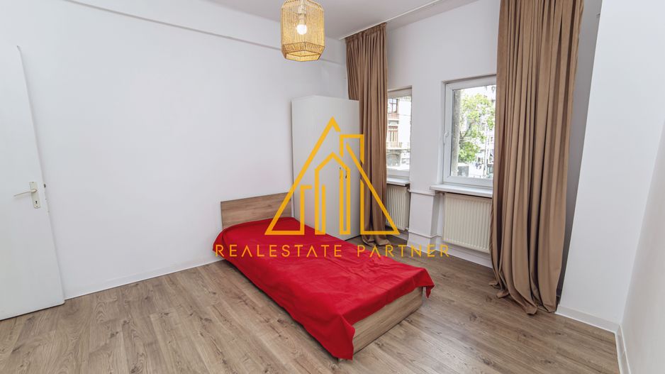 Apartament 4 camere renovat, central, ideal rezidențial sau activitate business - Poză 15