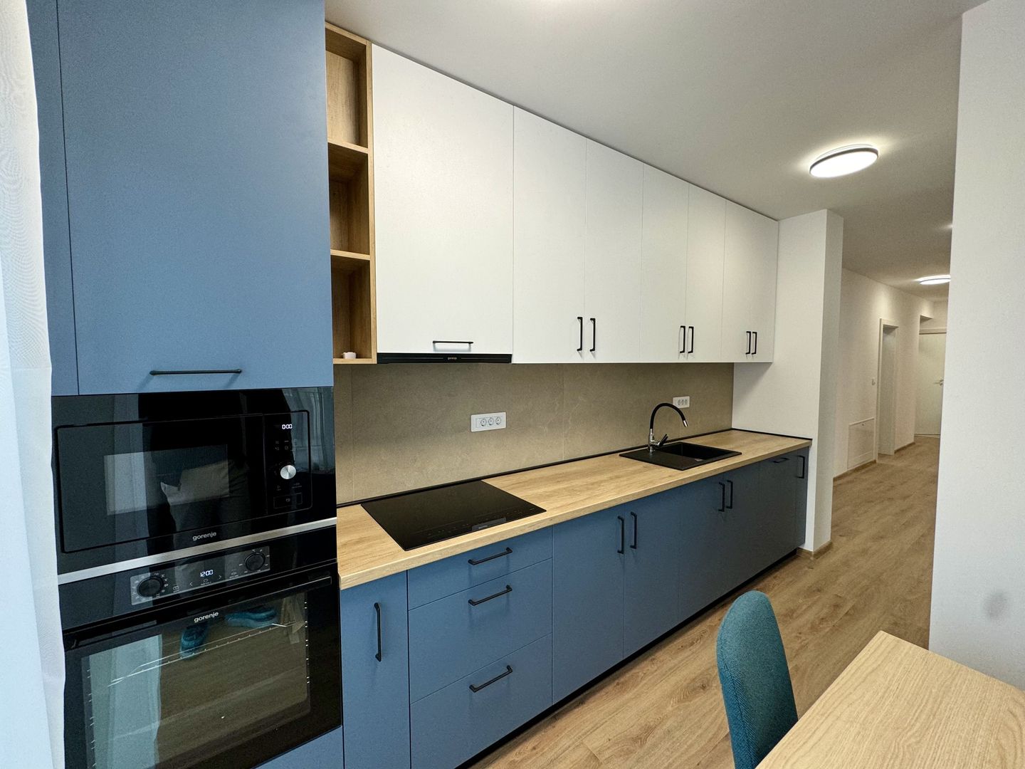 Apartament 3 camere nou | Sfantul Gheorghe zona centrala - Poză 3