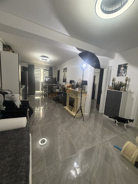 Apartament 2 camere, mobilat si utilat premium, Vitan-Barzesti - Poză 2