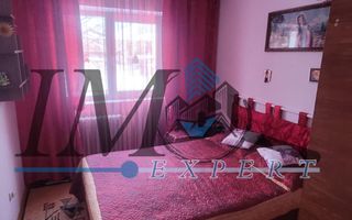 Apartament de vanzare in zona centrala in Cugir - Poză 6
