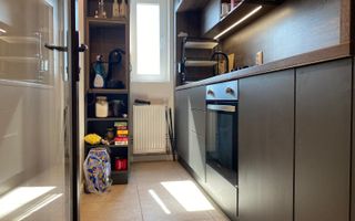 Modern, gata de locuit! Vanzare apartament cu 3 camere -Targoviste-M4 - Poză 2