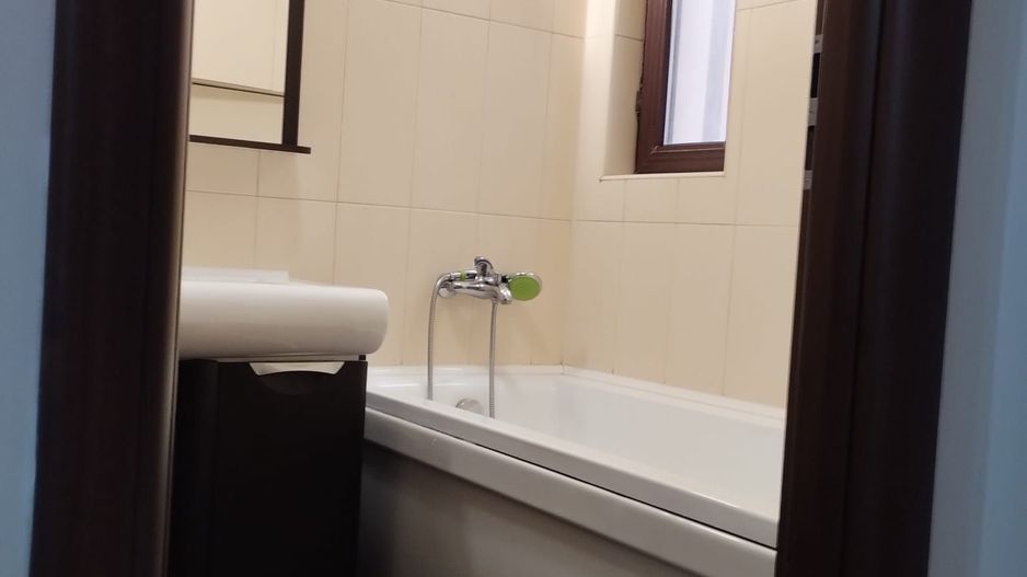 Ag BRASADAS închiriază ap 2 cam Etaj2/3 din 2010 sup. 65mp - Poză 1