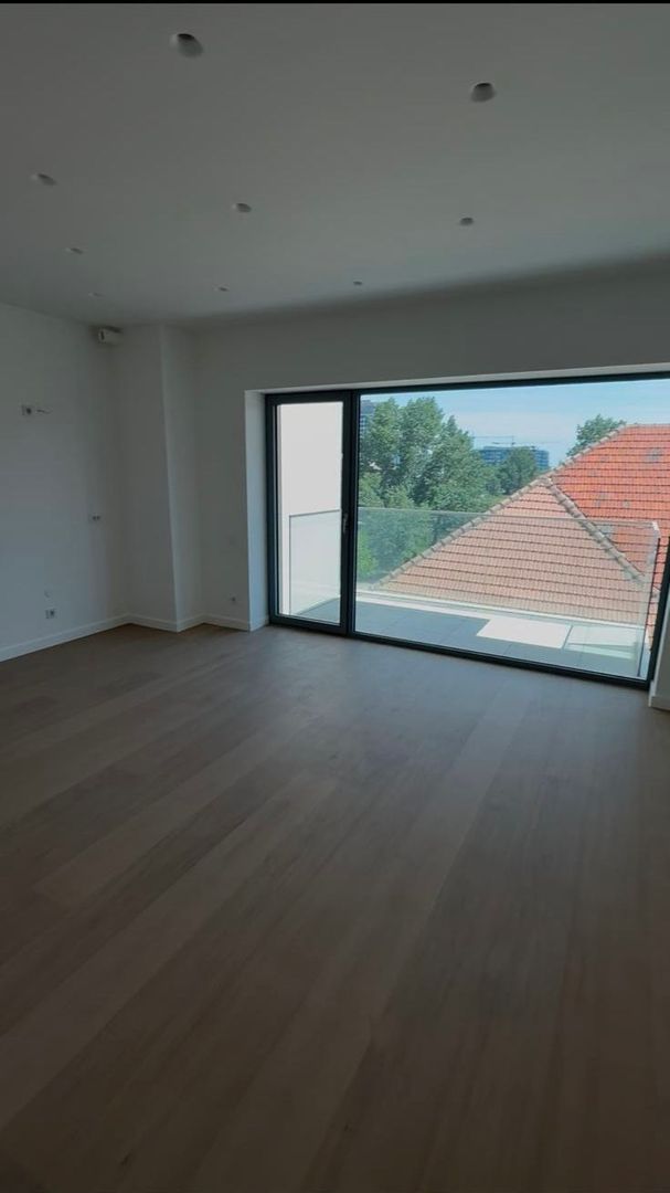 Luminos, modern, Aviației Tower – 50 mp + balcon de 6 mp - Poză 1