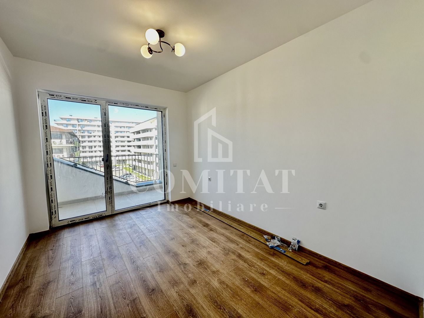 Apartament la etaj intermediar | Finisat | Eroilor - Poză 6
