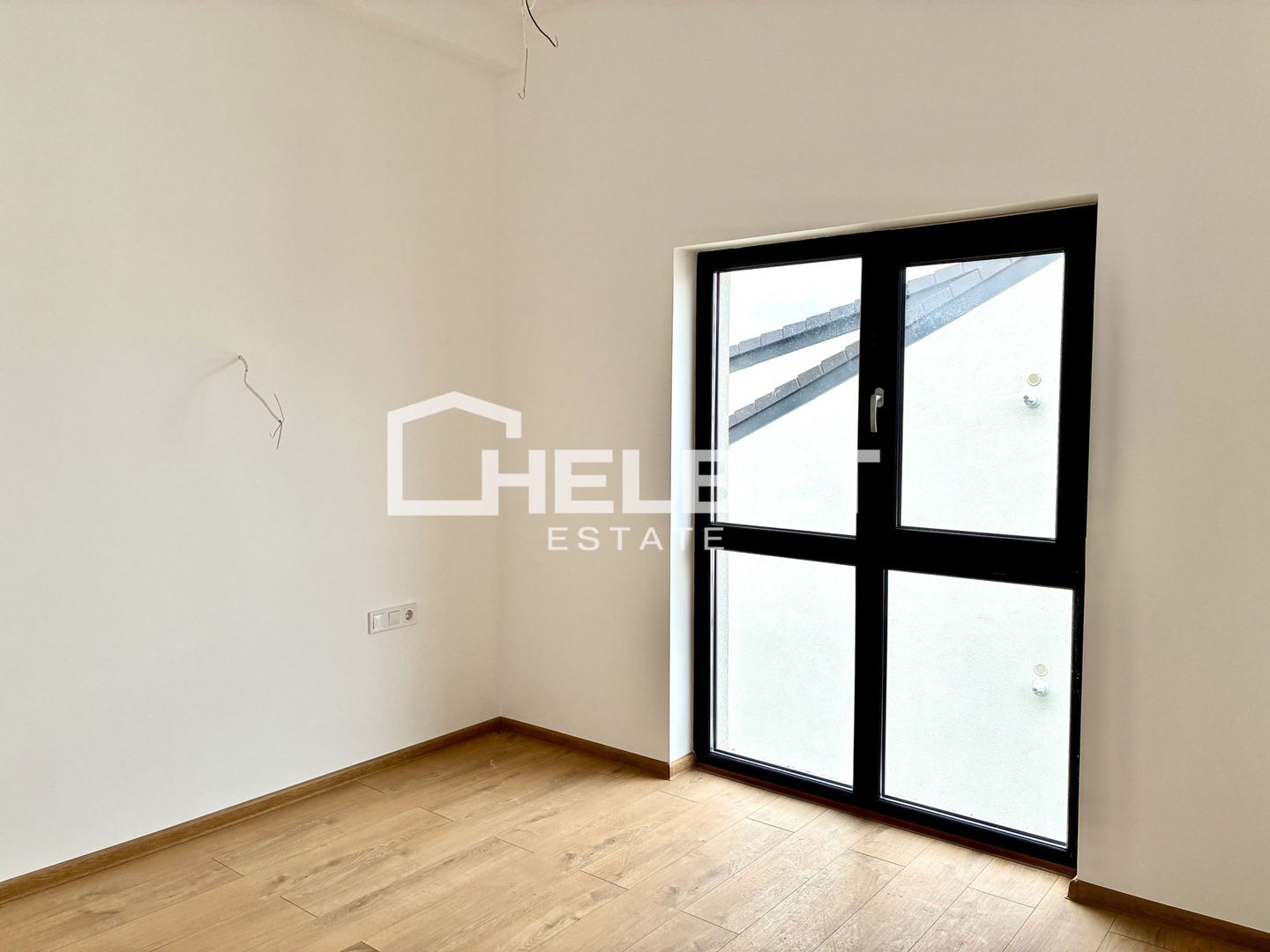 3 Camere / Sânpetru / Parcare / Finisat - Poză 9