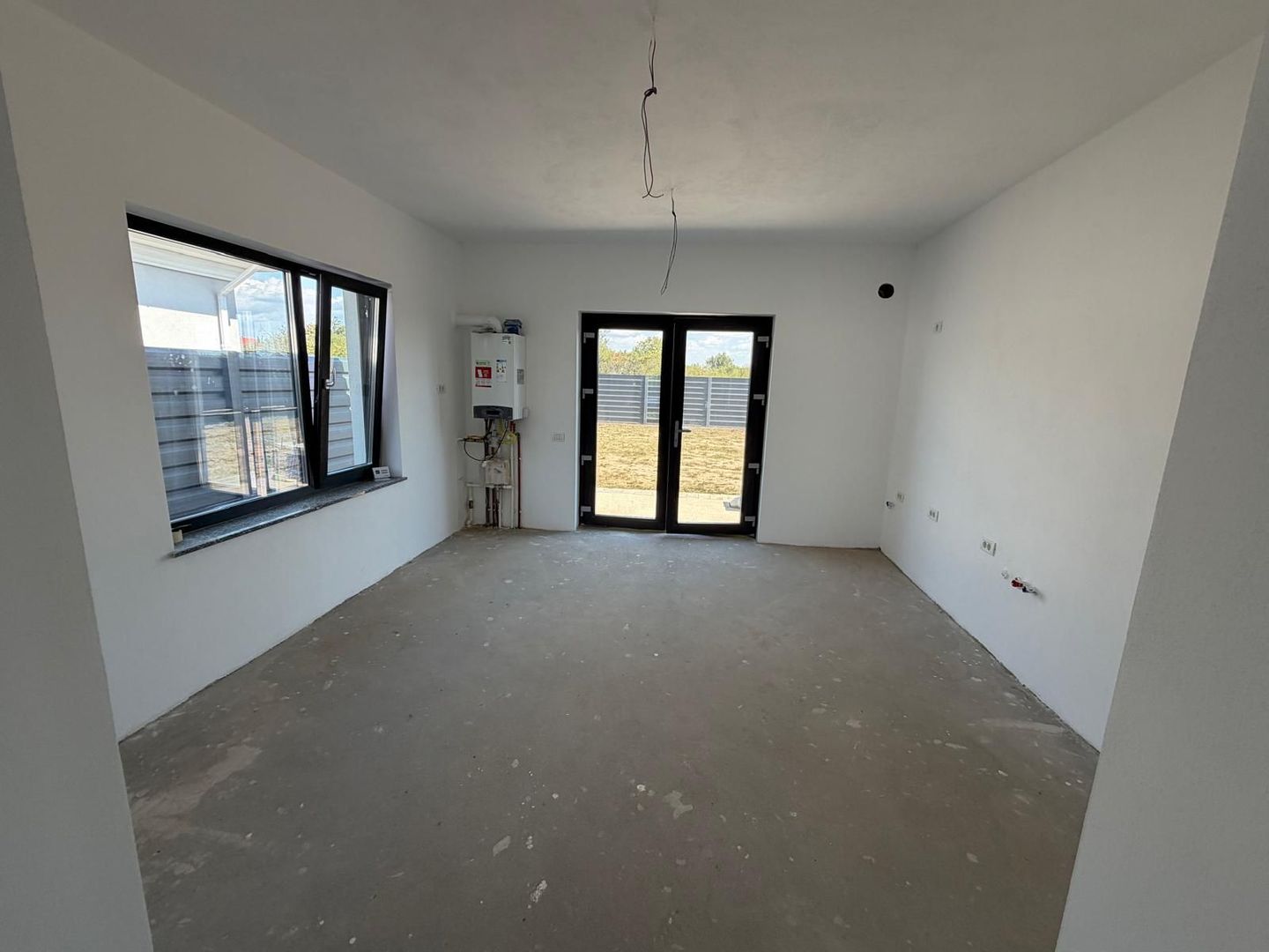 CASA INDIVIDUALA- 4 CAMERE, TOATE UTILITATILE, TEREN 550 MP, COMIS 0% - Poză 11