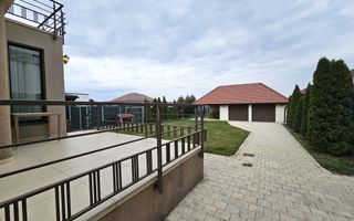 Casa individuala garaj pivnita curte mare - Poză 2