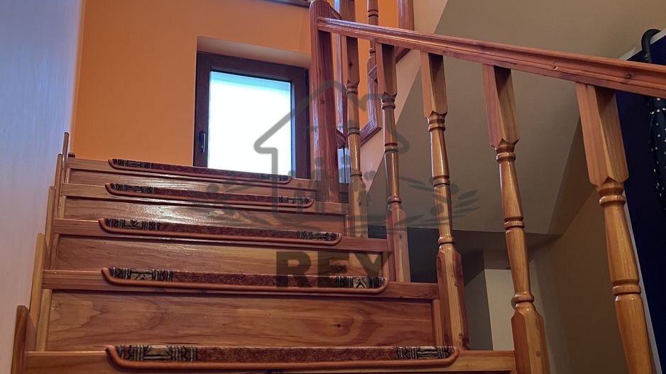 Casa Unifamilială 5 camere de vânzare SIBIU / Loc. Șura Mică - Poză 10