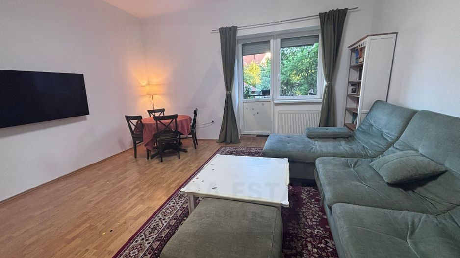 Apartament la casa 76 mp utili terasa curte si pivnita zona Lupeni - Poză 8