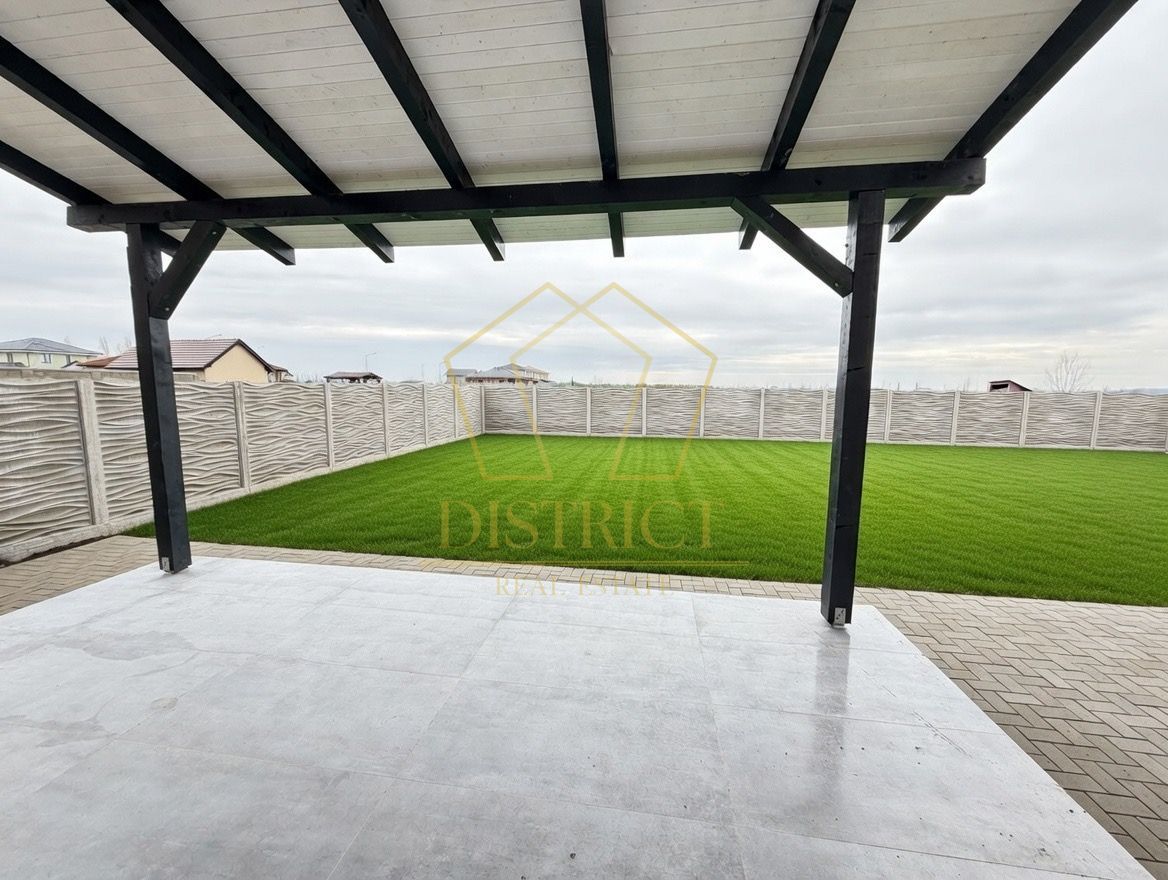 Duplex despartit prin camera tehnica, 5 camere, asfalt | Giarmata Vii - Poză 14