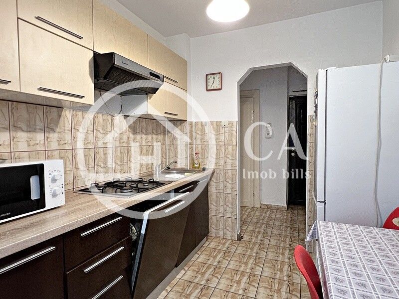 Apartament de închiriat cu 2 camere în zona Rogerius, Oradea - Poză 6