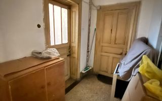 4 camere + vestibul I Parter I Romana - Poză 9
