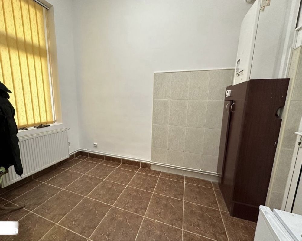 Vând APARTAMENT 2 camere - Poză 4