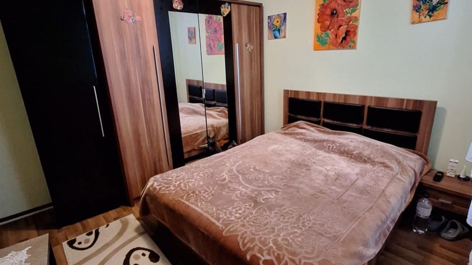Apartament cu 2 camere, etaj 3/4, Micro 16 - Poză 1