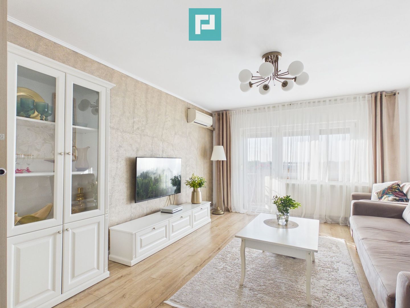Apartament superb cu 5 camere, in Vlaicu - Poză 1