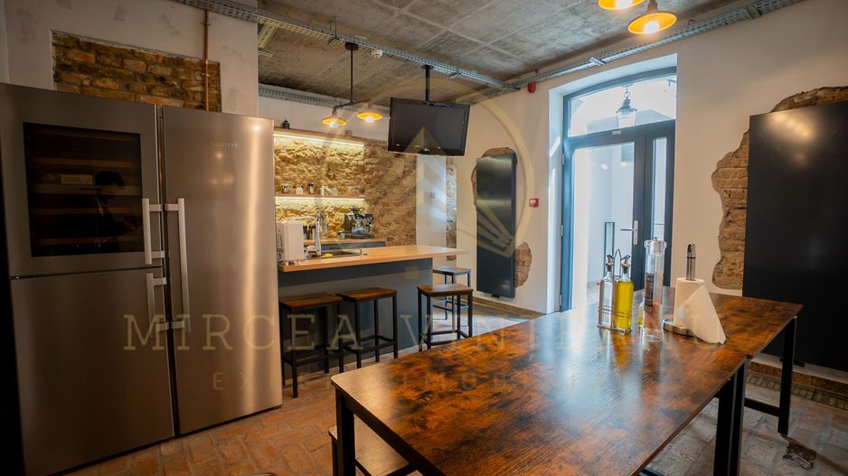 Vilă istorică de vânzare în Peninsula Constanța - Poză 36