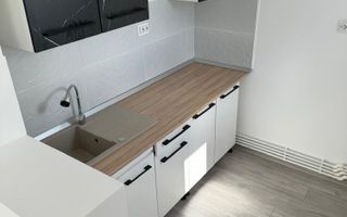 APARTAMENT 3 CAMERE ETAJ 2 CAMPULUNG - Poză 6