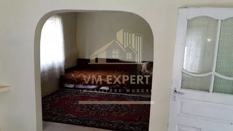 CASA 4 CAMERE, TEREN 3500 MP, ALBESTI DE MUSCEL, ARGES - Poză 2