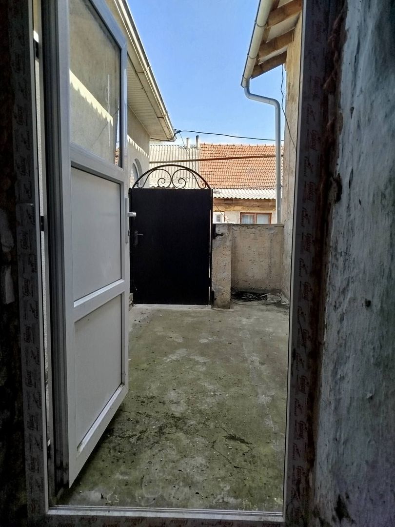 Apartament Spațios cu 3 Camere-Chetrosu Anenii Noi - Poză 18