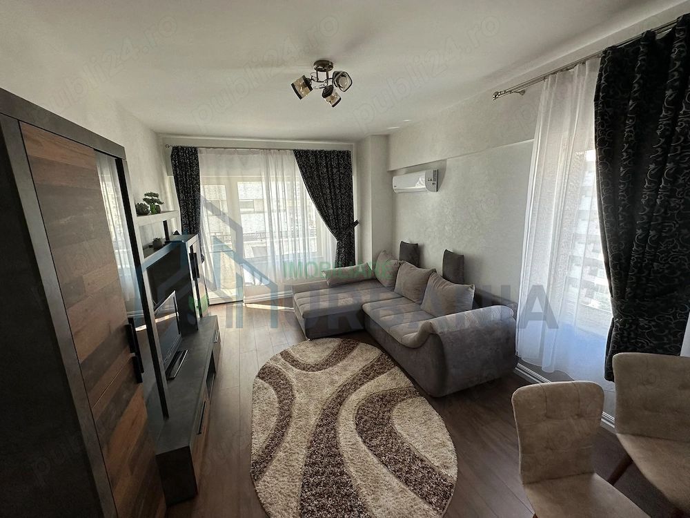 Inchiriez apartament 2 camere Royal Town Copou - Poză 2