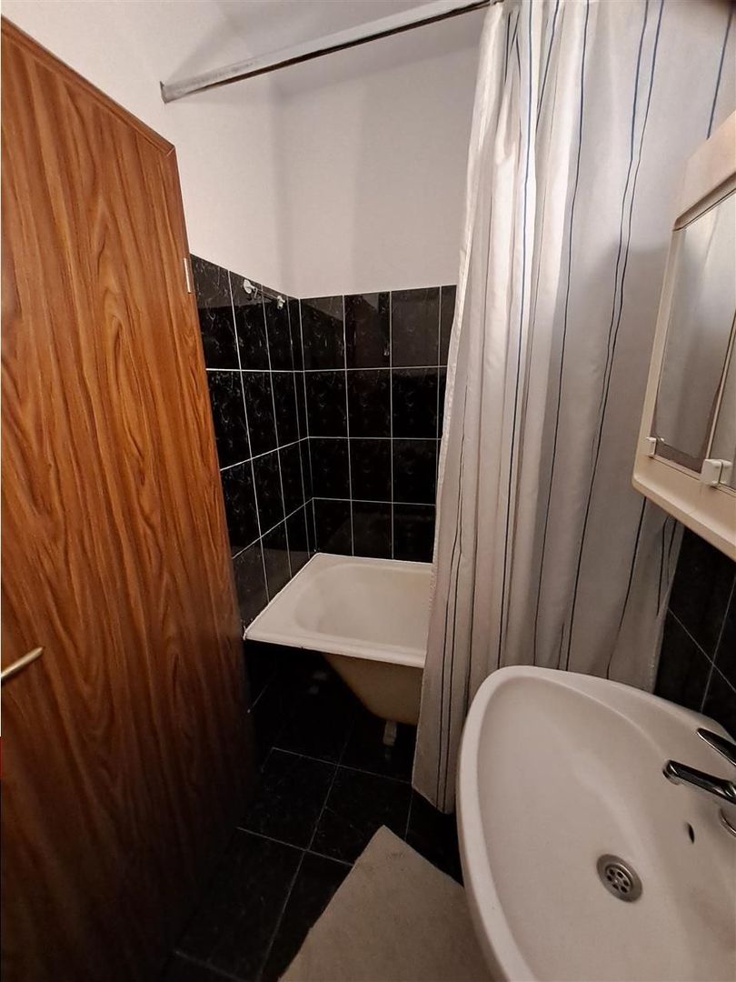 2 camere decomandat Gh Lazar centrala proprie - Poză 13