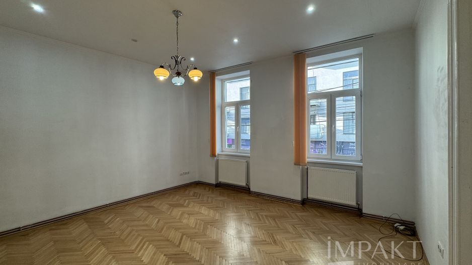 Apartament 75mp central de vânzare cu 2 camere sau spațiu birouri - Poză 6