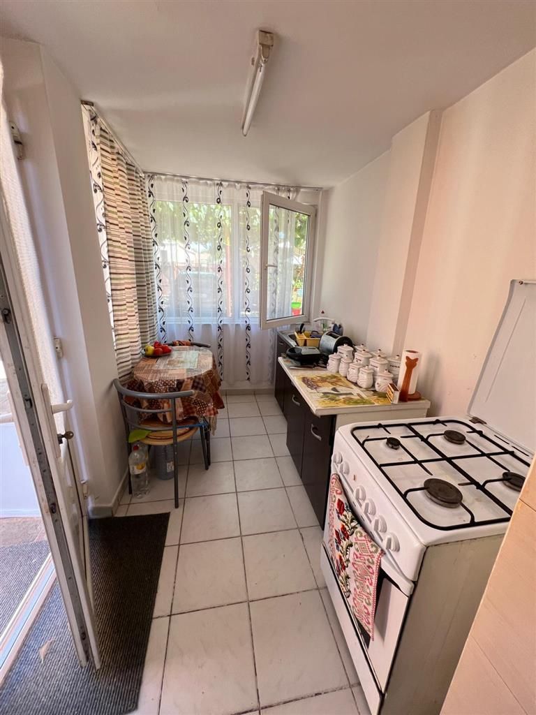 casa individuala Varias apa centrala pe gaz canalizare 1500mp - Poză 10