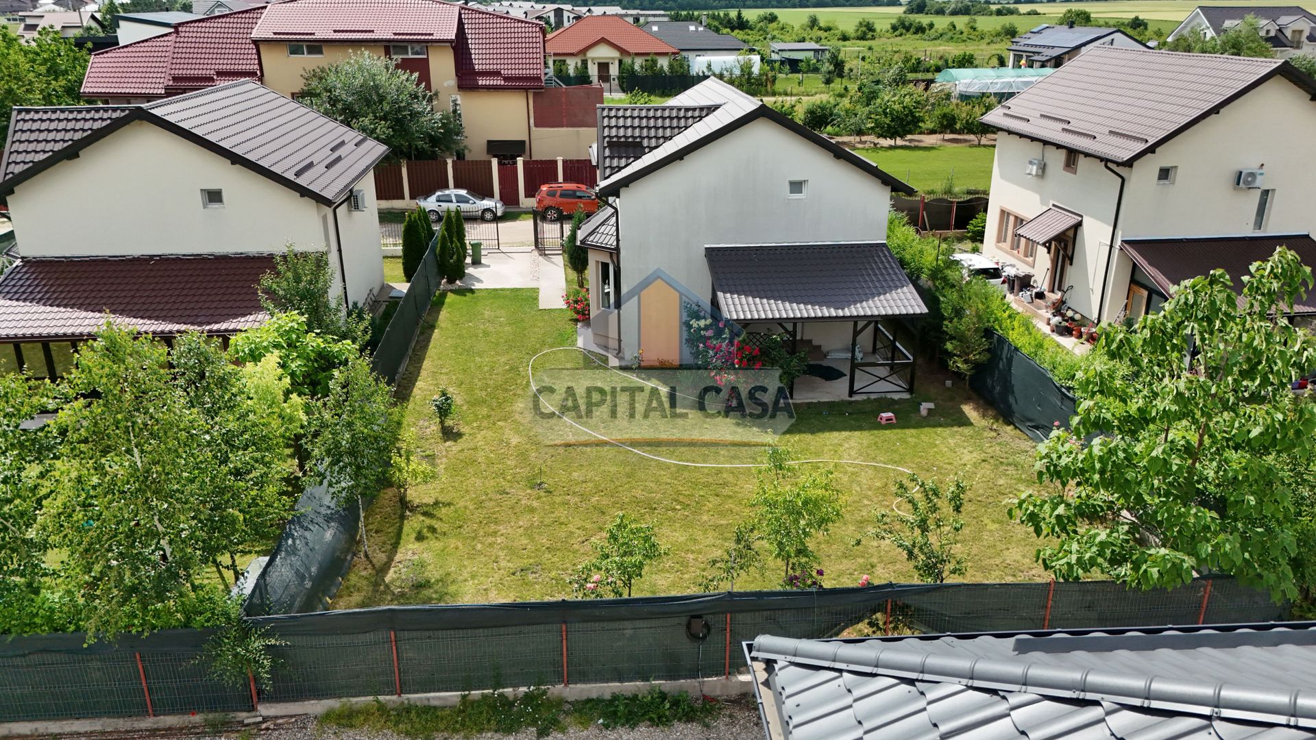 ​Vilă superbă de închiriat în Corbeanca (Sat Stratu) – Curte generoasă - Poză 16