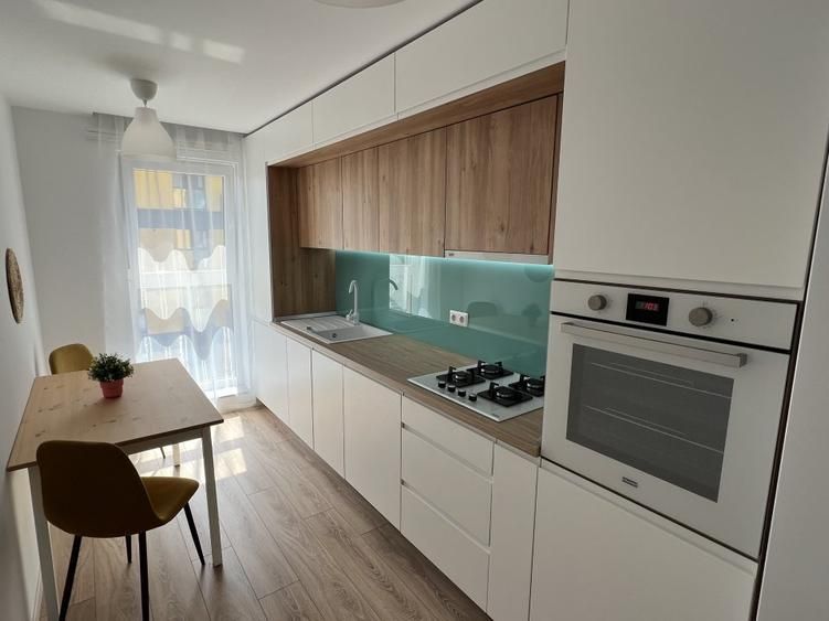 Apartament 2 camere lux, bloc 2022, încălzire în pardoseală, parcare - Poză 1