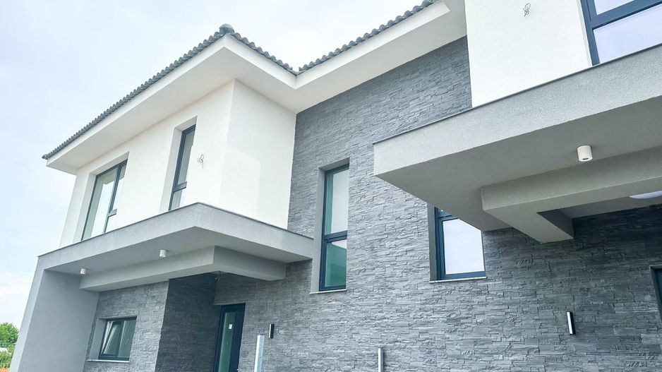 Duplex modern I 2 terase și grădină I Sacalaz - Poză 1