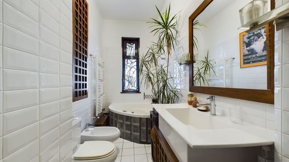 Casa/Vila de Inchiriat cu Terasa- centru - Poză 6