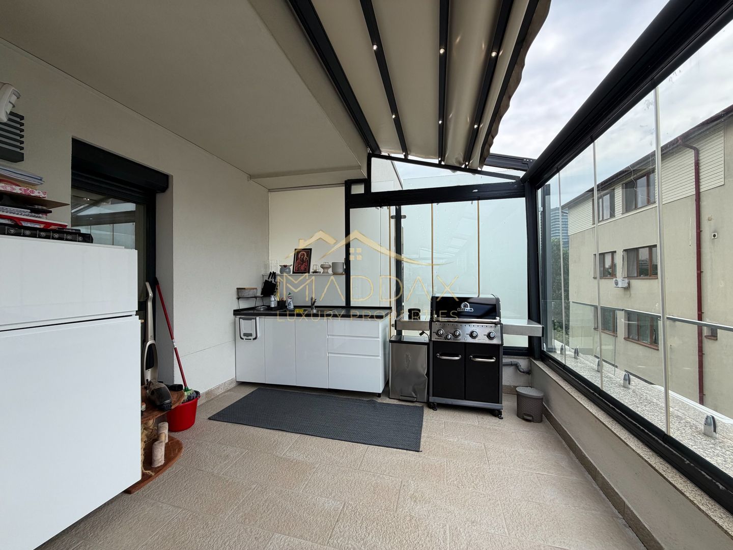Apartament de tip Duplex 6 camere *250mp* + 2 Garaje // Herastrau - Poză 44