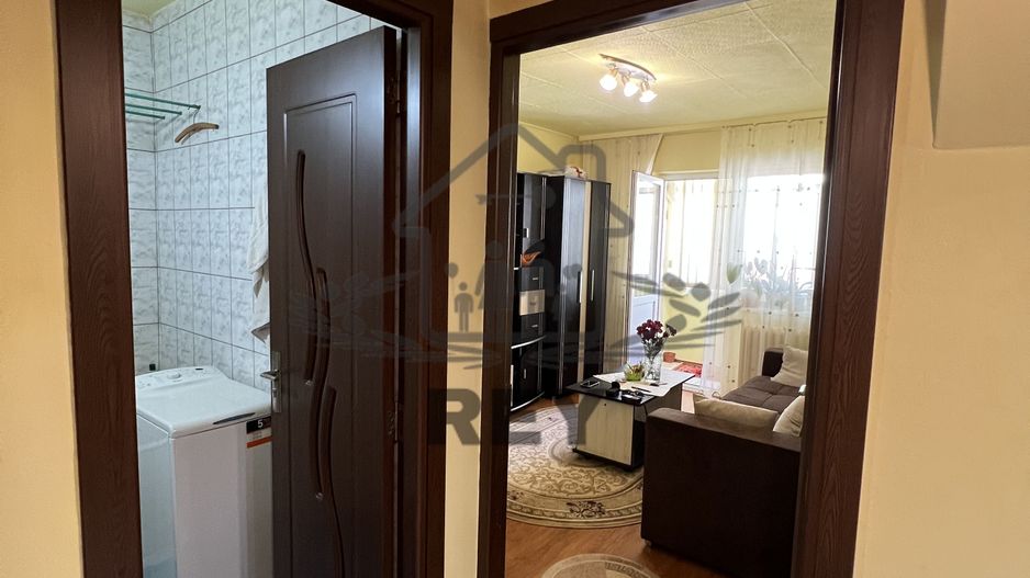 Apartament 3 camere decomandat / Str. V. Aaron - Poză 10